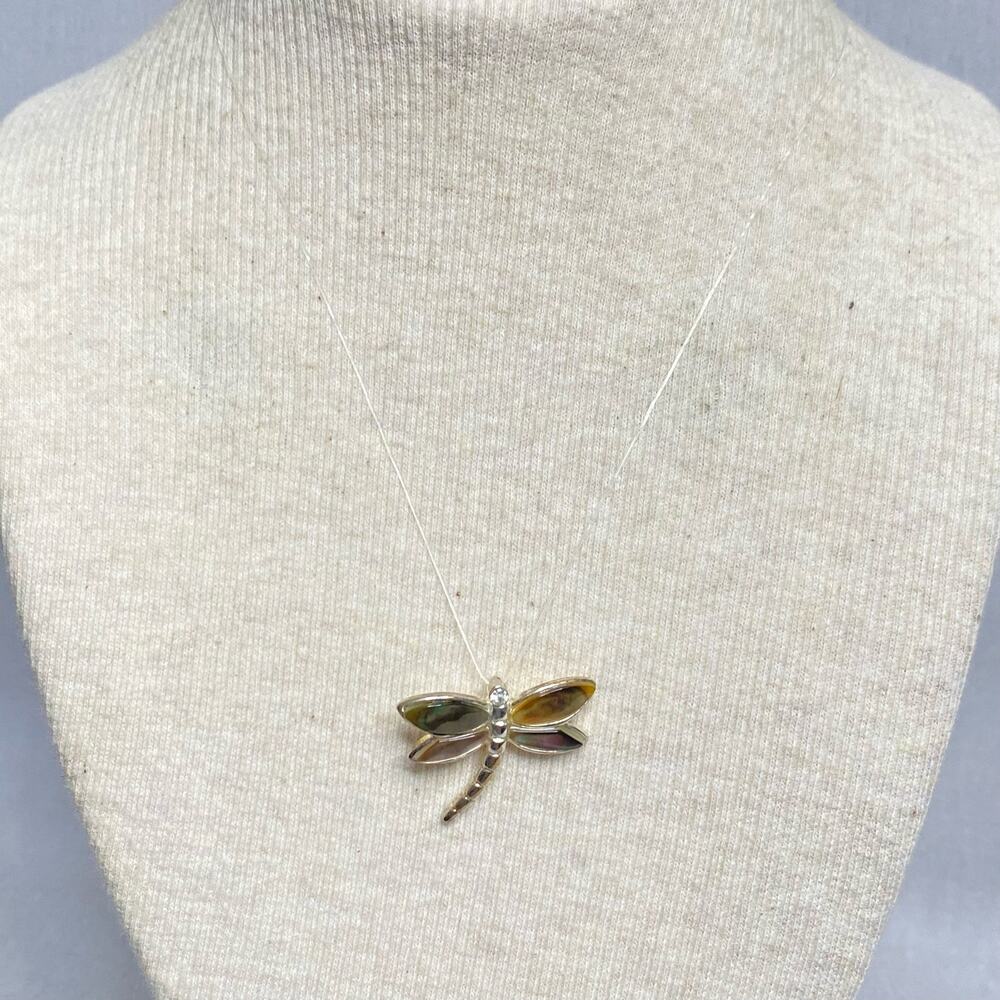 💎Dragonfly Pendant Yellow Green Abalone Wings On Silver Tone Metal